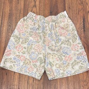 Vintage 1980s Floral Patterned Shorts size XS/ Small